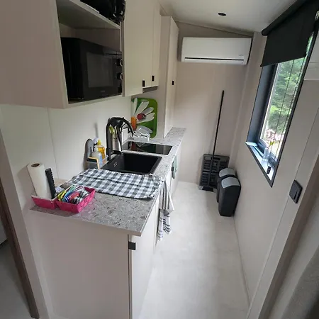 Tiny House Climatisee Avec Piscine A 15 Min De La Cite De Carcassonne *